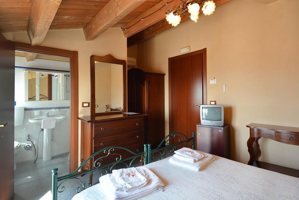 B&B La Castellana Marina di Ragusa Exterior photo