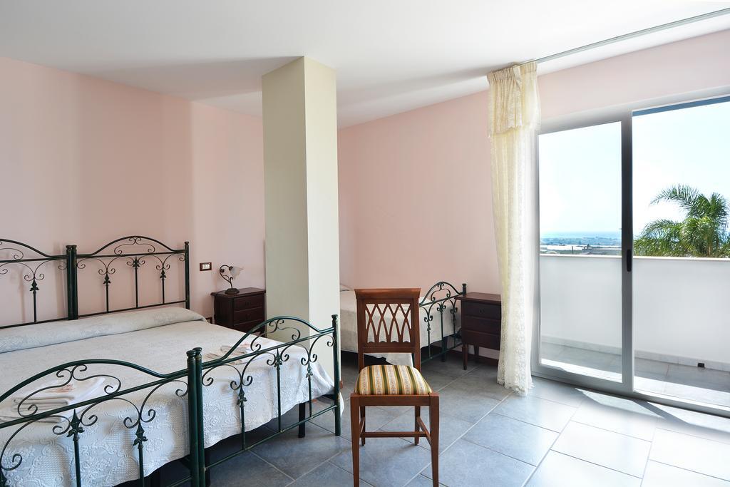 B&B La Castellana Marina di Ragusa Exterior photo